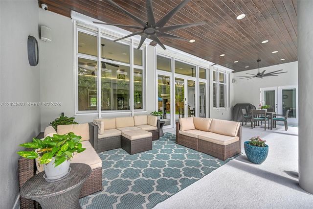 15845 SW 87th Avenue, Palmetto Bay, FL 33157