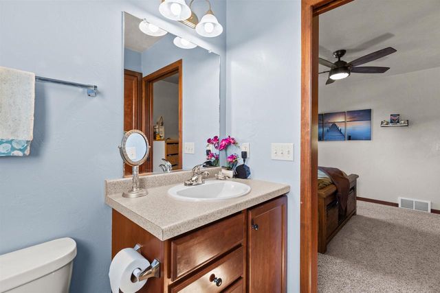 W6115 SHERWOOD POINT DRIVE, Greenville, WI 54942