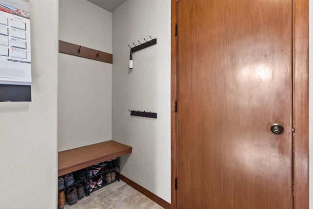 W6115 SHERWOOD POINT DRIVE, Greenville, WI 54942