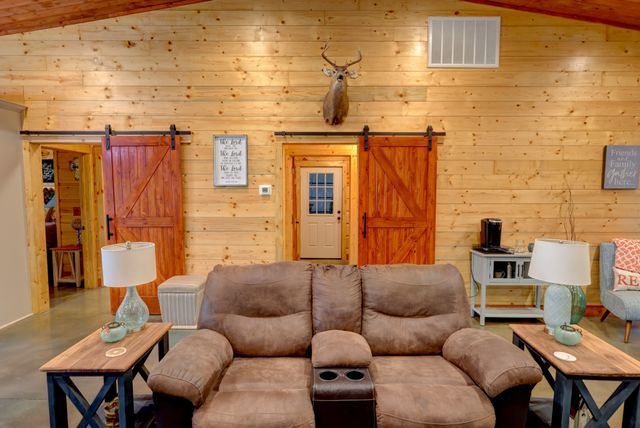 150 Seven Mile Ridge Rd, Indian Mound, TN 37079