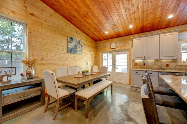 150 Seven Mile Ridge Rd, Indian Mound, TN 37079