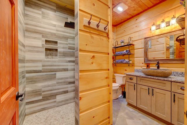 150 Seven Mile Ridge Rd, Indian Mound, TN 37079