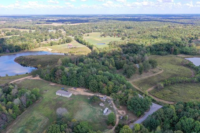 150 Seven Mile Ridge Rd, Indian Mound, TN 37079