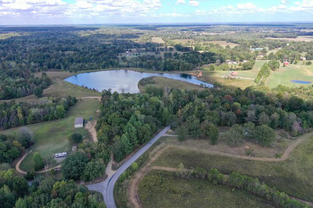 150 Seven Mile Ridge Rd, Indian Mound, TN 37079