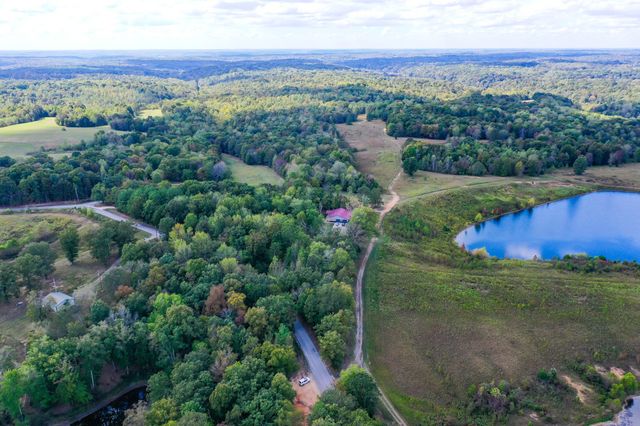 150 Seven Mile Ridge Rd, Indian Mound, TN 37079