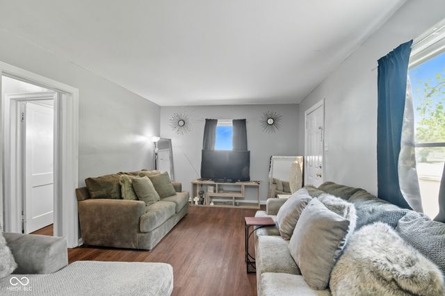 1950 N Dequincy Street, Indianapolis, IN 46218