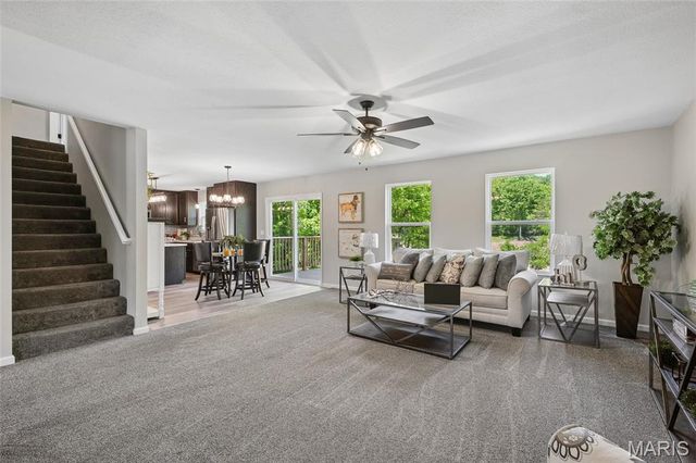 1937 Magnolia Way, Pevely, MO 63070