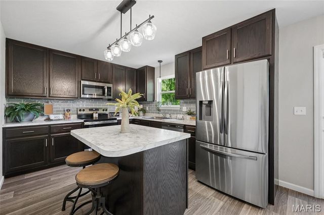 1937 Magnolia Way, Pevely, MO 63070