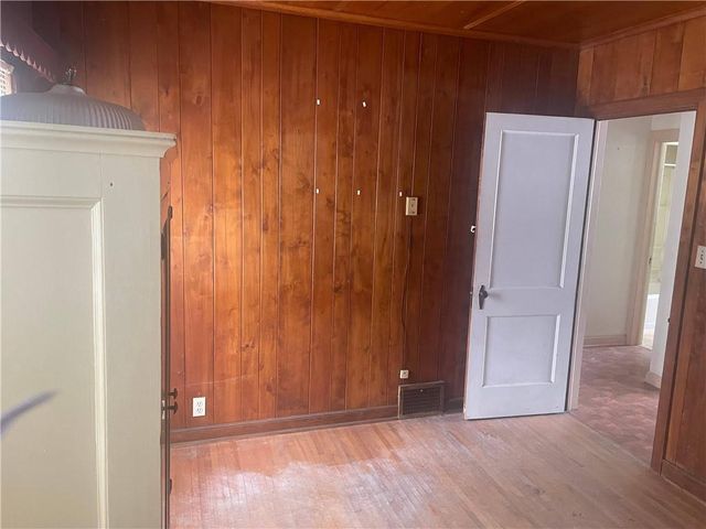 421 3rd Avenue, Park Falls, WI 54552