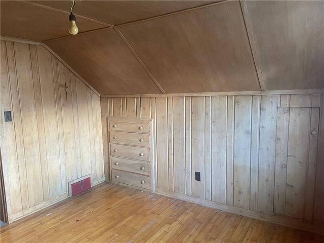 421 3rd Avenue, Park Falls, WI 54552