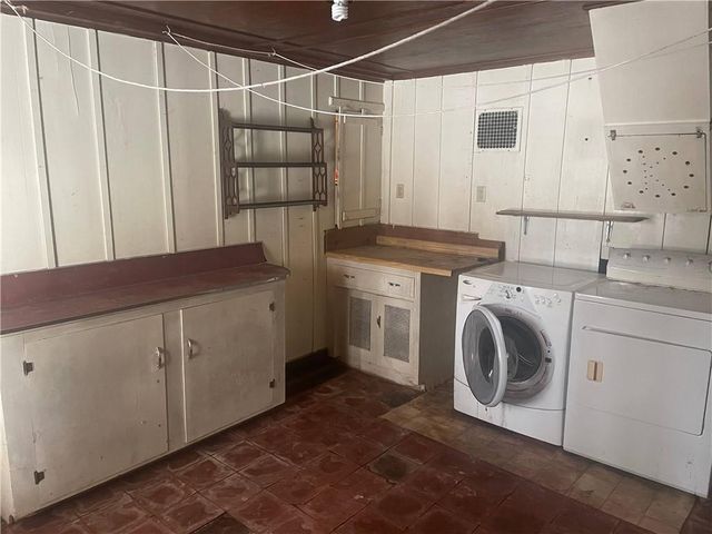 421 3rd Avenue, Park Falls, WI 54552