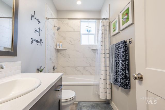 2845 S Barnside Way, Boise, ID 83716