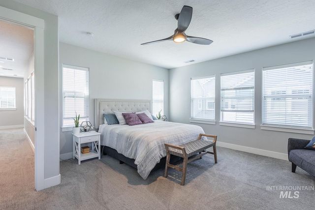 2845 S Barnside Way, Boise, ID 83716