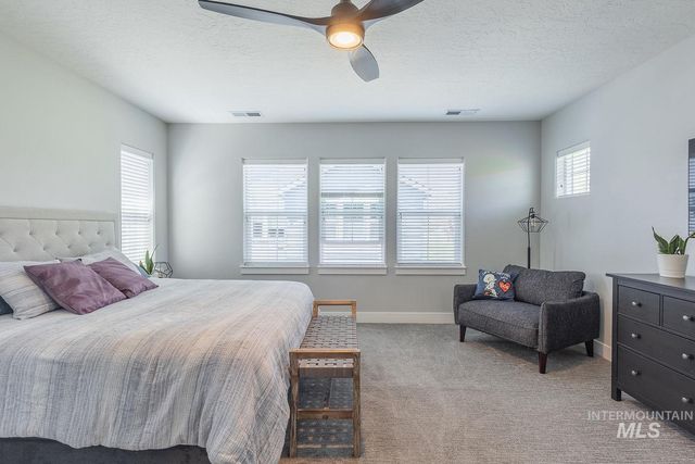 2845 S Barnside Way, Boise, ID 83716
