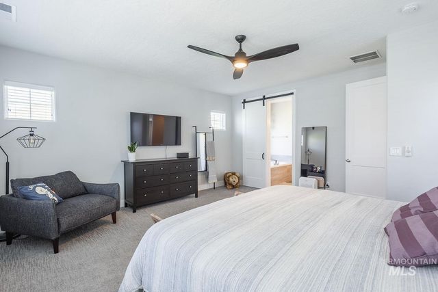 2845 S Barnside Way, Boise, ID 83716