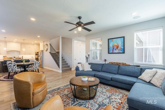 2845 S Barnside Way, Boise, ID 83716