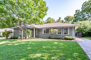 6446 Runnemede Lane, Dallas, TX 75214
