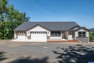 36953 Victory Dr, Lebanon, OR 97355