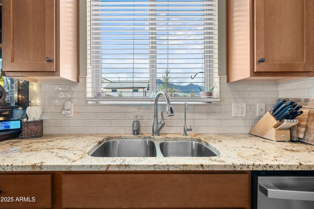 6760 E Vaquero Circle, Hereford, AZ 85615