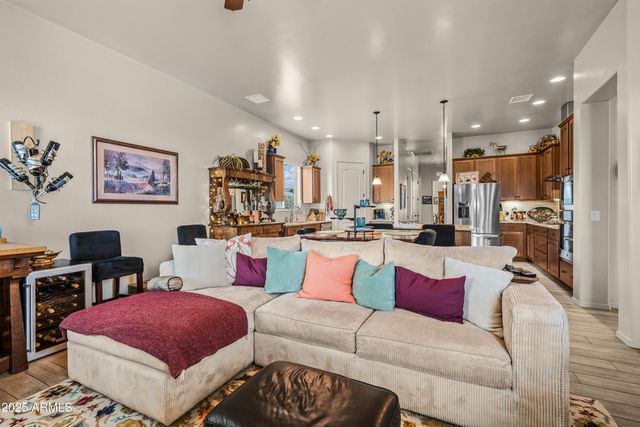 6760 E Vaquero Circle, Hereford, AZ 85615