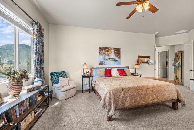 6760 E Vaquero Circle, Hereford, AZ 85615