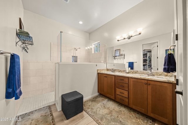 6760 E Vaquero Circle, Hereford, AZ 85615