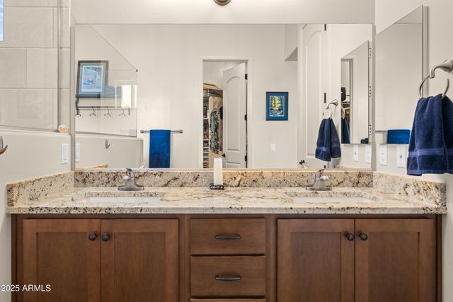 6760 E Vaquero Circle, Hereford, AZ 85615