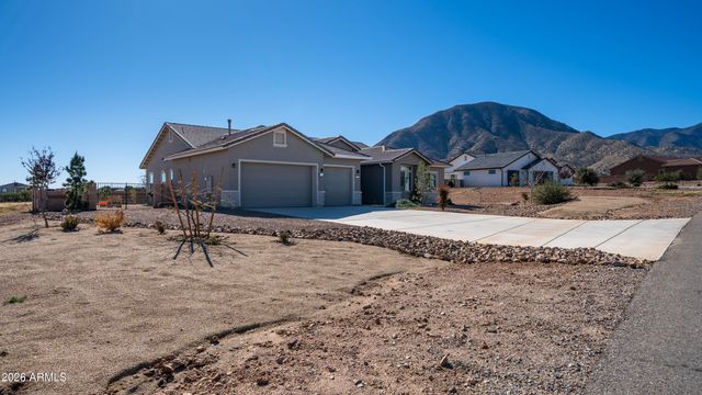 6760 E Vaquero Circle, Hereford, AZ 85615