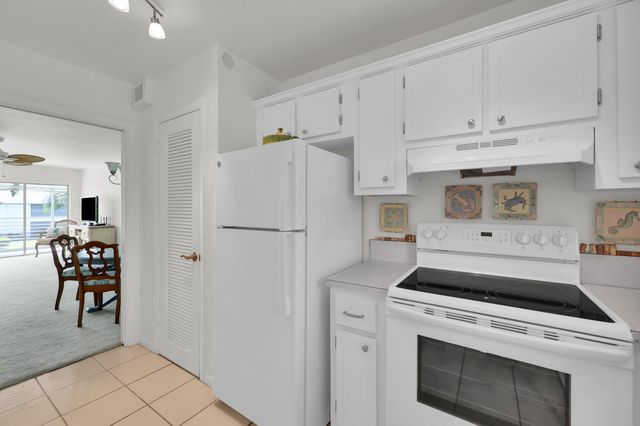 4 Garden Street 204n, Tequesta, FL 33469