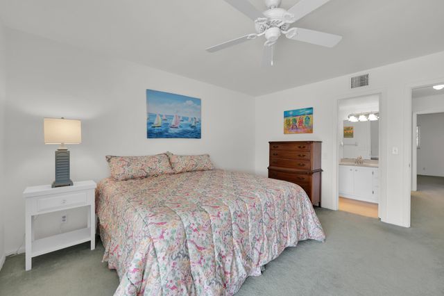 4 Garden Street 204n, Tequesta, FL 33469