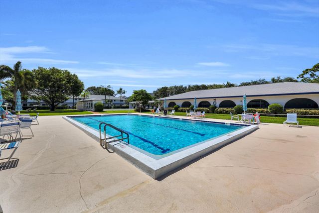 4 Garden Street 204n, Tequesta, FL 33469