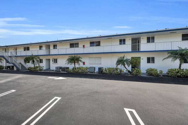 4 Garden Street 204n, Tequesta, FL 33469