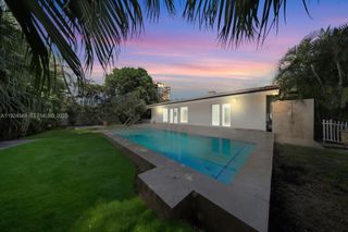 850 N Venetian Dr 0, Miami, FL 33139