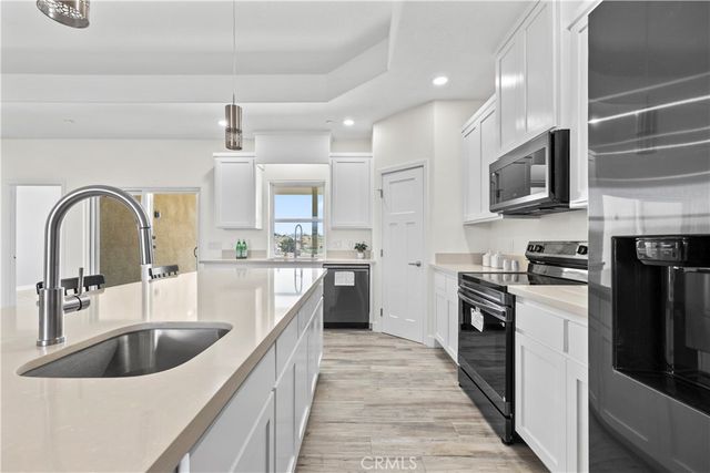 18826 Valencia, Hesperia, CA 92345