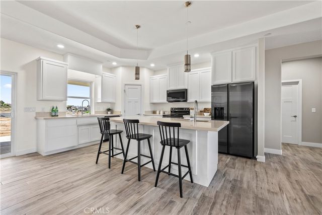 18826 Valencia, Hesperia, CA 92345