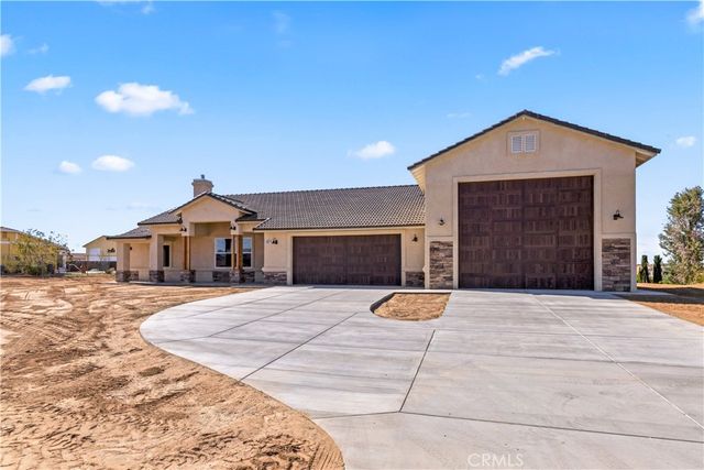 18826 Valencia, Hesperia, CA 92345