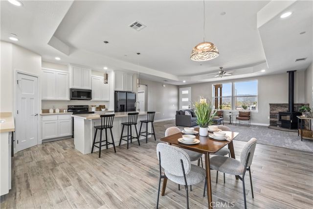 18826 Valencia, Hesperia, CA 92345