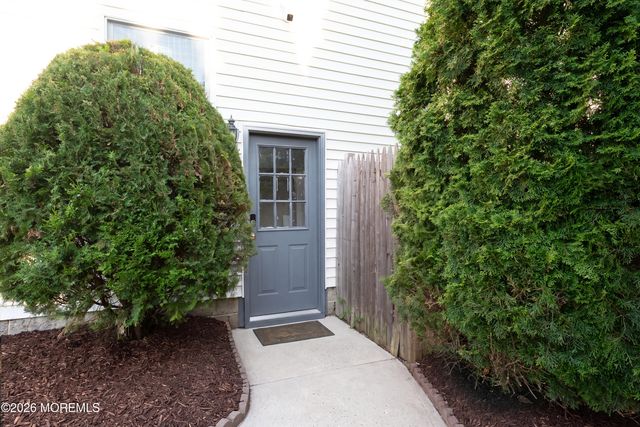 3 Crosby Lane, Port Monmouth, NJ 07758