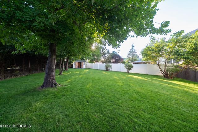 3 Crosby Lane, Port Monmouth, NJ 07758