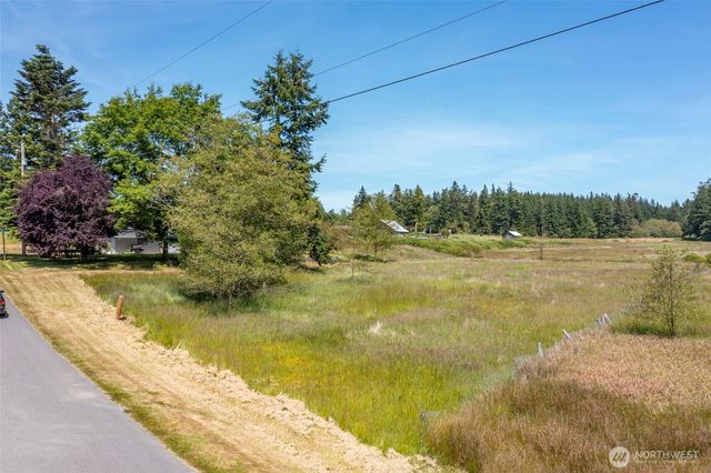 2946 Newell Drive, Oak Harbor, WA 98277