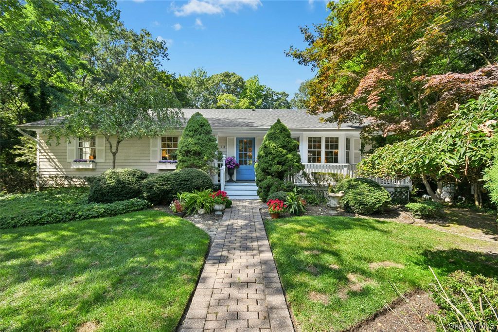 111 Red Oak Court, Port Jefferson, NY 11777 — photo 3