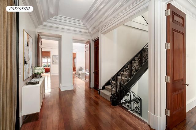 4 E 93RD Street, New York City, NY 10128
