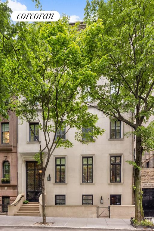 4 E 93RD Street, New York City, NY 10128