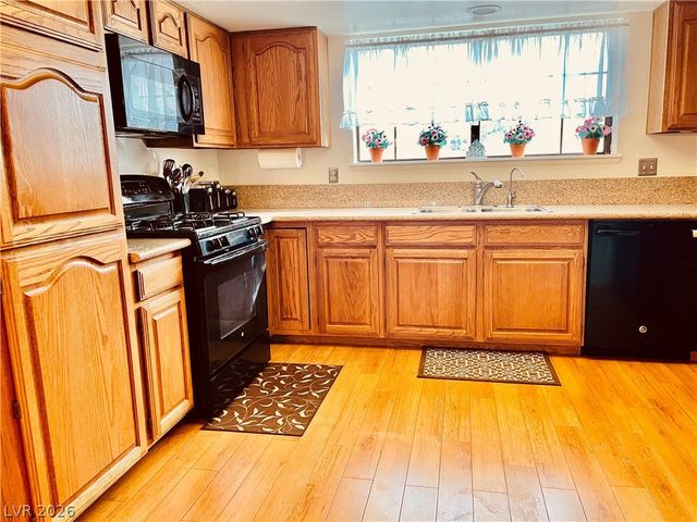 2611 South Durango Drive 204, Las Vegas, NV 89117