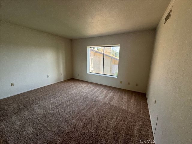 22244 San Joaquin Drive W, Canyon Lake, CA 92587