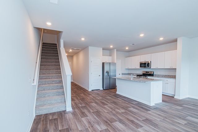 402 Tiliwa Street, Summerville, SC 29486