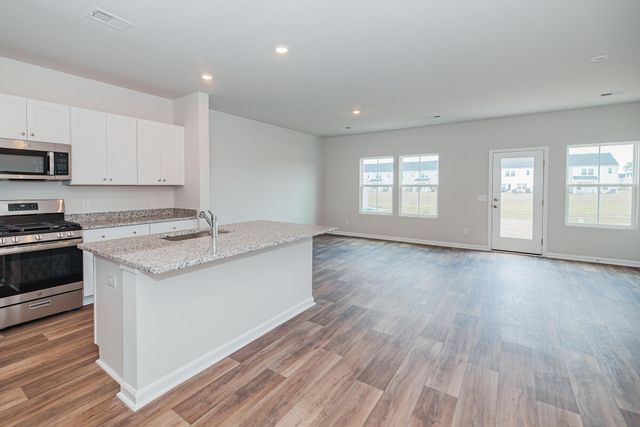 402 Tiliwa Street, Summerville, SC 29486