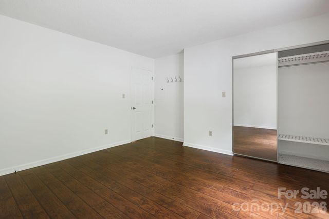305 Piney Mountain Drive J2, Asheville, NC 28805