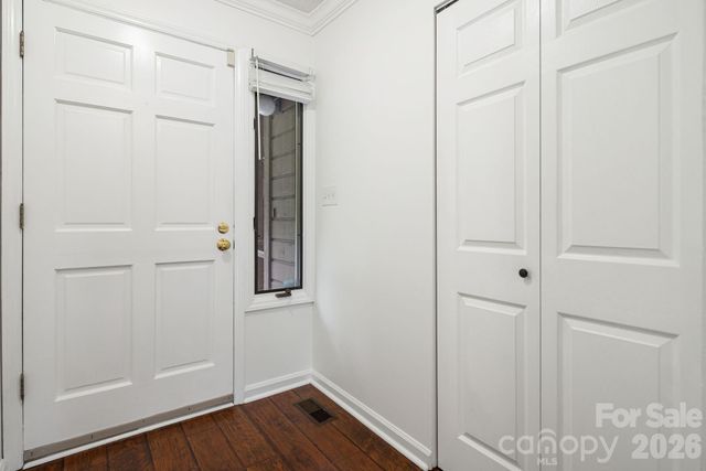 305 Piney Mountain Drive J2, Asheville, NC 28805