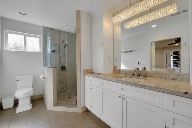 1411 Las Salinas Way, Sacramento, CA 95864